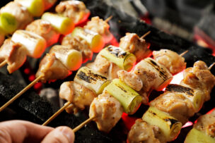 営業職や若手社会人が知っておきたい、高級焼き鳥の予算と会食の組み立て方